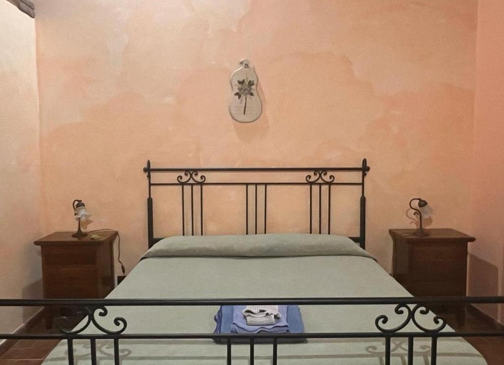 Mandra Chiusilla Villa Collesano Værelse billede